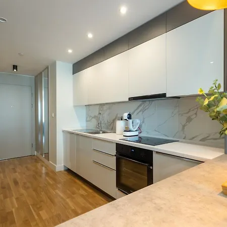 아파트 Luxury City-view & Free Parking 스코페