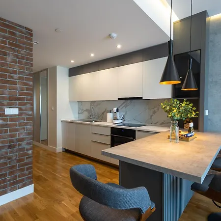 Luxury City-view & Free Parking *