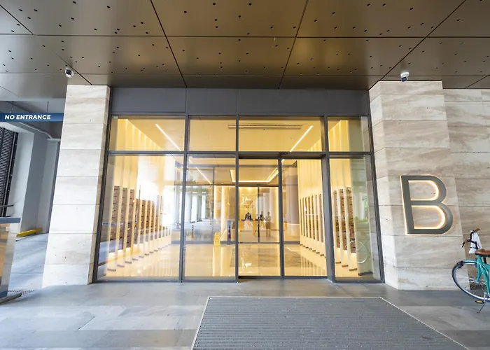 Luxury City-view & Free Parking *