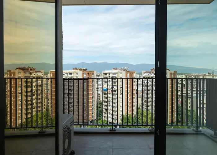 Luxury City-view & Free Parking Apartment *
